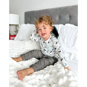 Shop All | Cool Like Claus Dream Pocket Tee - CaringForTots - Professional Baby and Children's Products | Caring for Growth, Caring for Every Moment