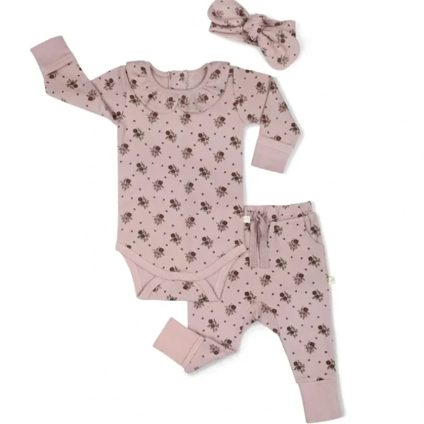 Best Sale Organic Ruffle Onesie & Pants Set - Rose Ditsy - CaringForTots - Professional Baby and Children's Products | Caring for Growth, Caring for Every Moment