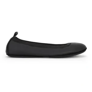 Samara Foldable Ballet Flat In Black Leather - CaringForTots - Professional Baby and Children's Products | Caring for Growth, Caring for Every Moment* Flats