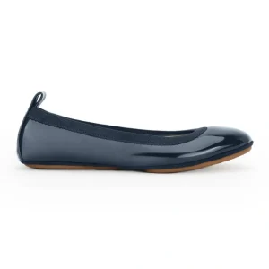 Samara Foldable Ballet Flat In Deep Navy Patent Leather - CaringForTots - Professional Baby and Children's Products | Caring for Growth, Caring for Every Moment* Flats